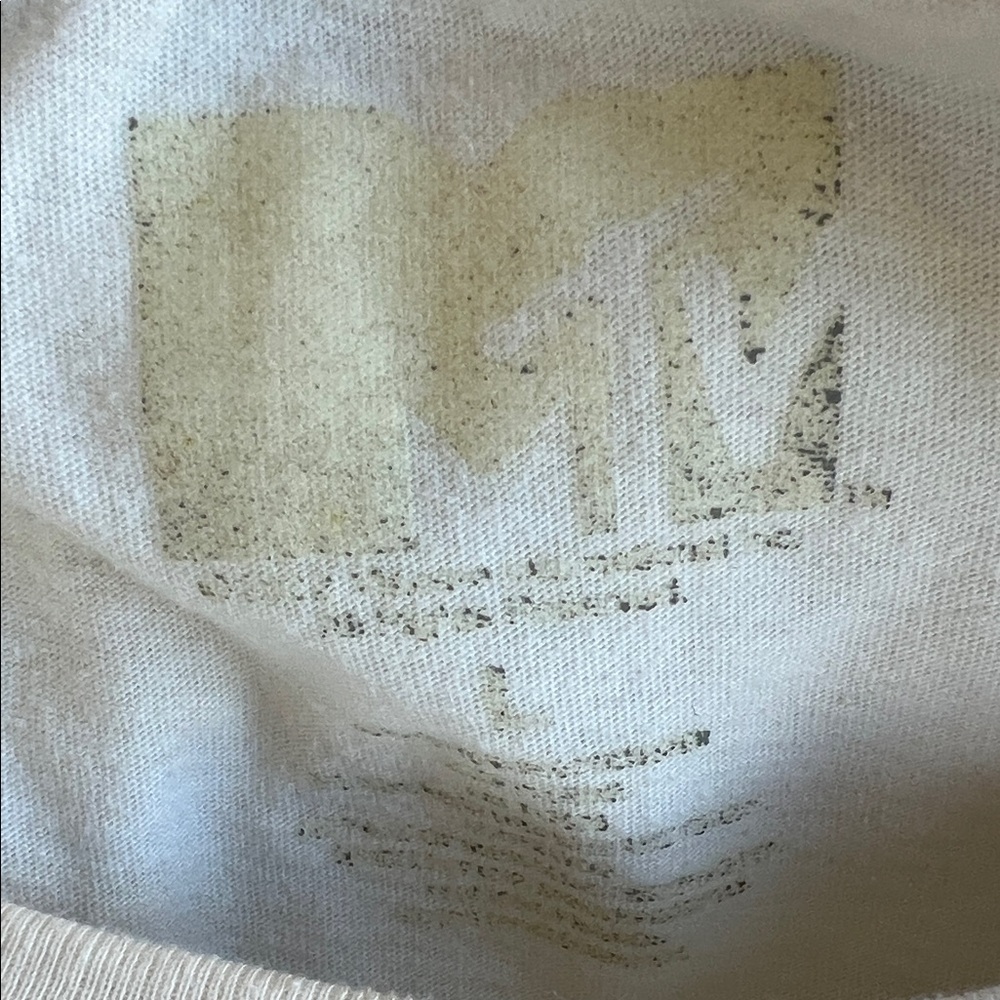 MTV 1990s MTV Logo Tee in Cream with Faded Black Print Size L - Picture 14 of 17